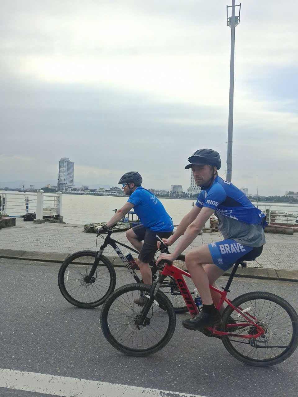 Hue to Da Nang Bicycle Tour 1 Day